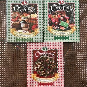 Gooseberry patch Christmas cook books